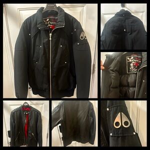 Moose Knuckles Down Bomber Jacket Sz. L – Black | Attachable White Fur Hood